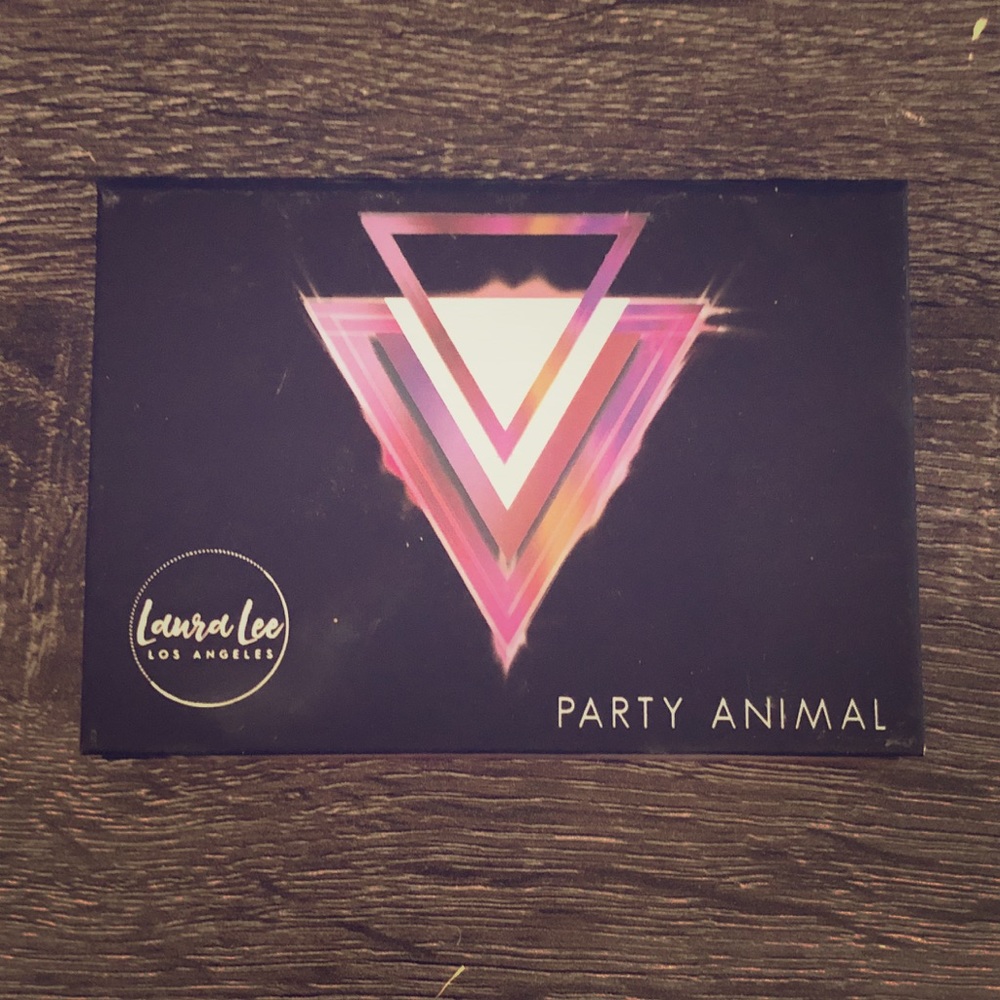 NEW Laura Lee Pallet